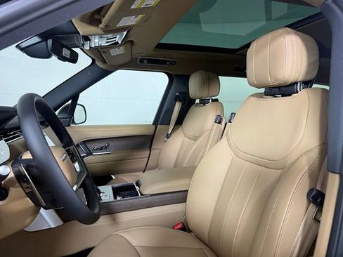 New 2026 Land Rover Range Rover Long Wheelbase SE image 5