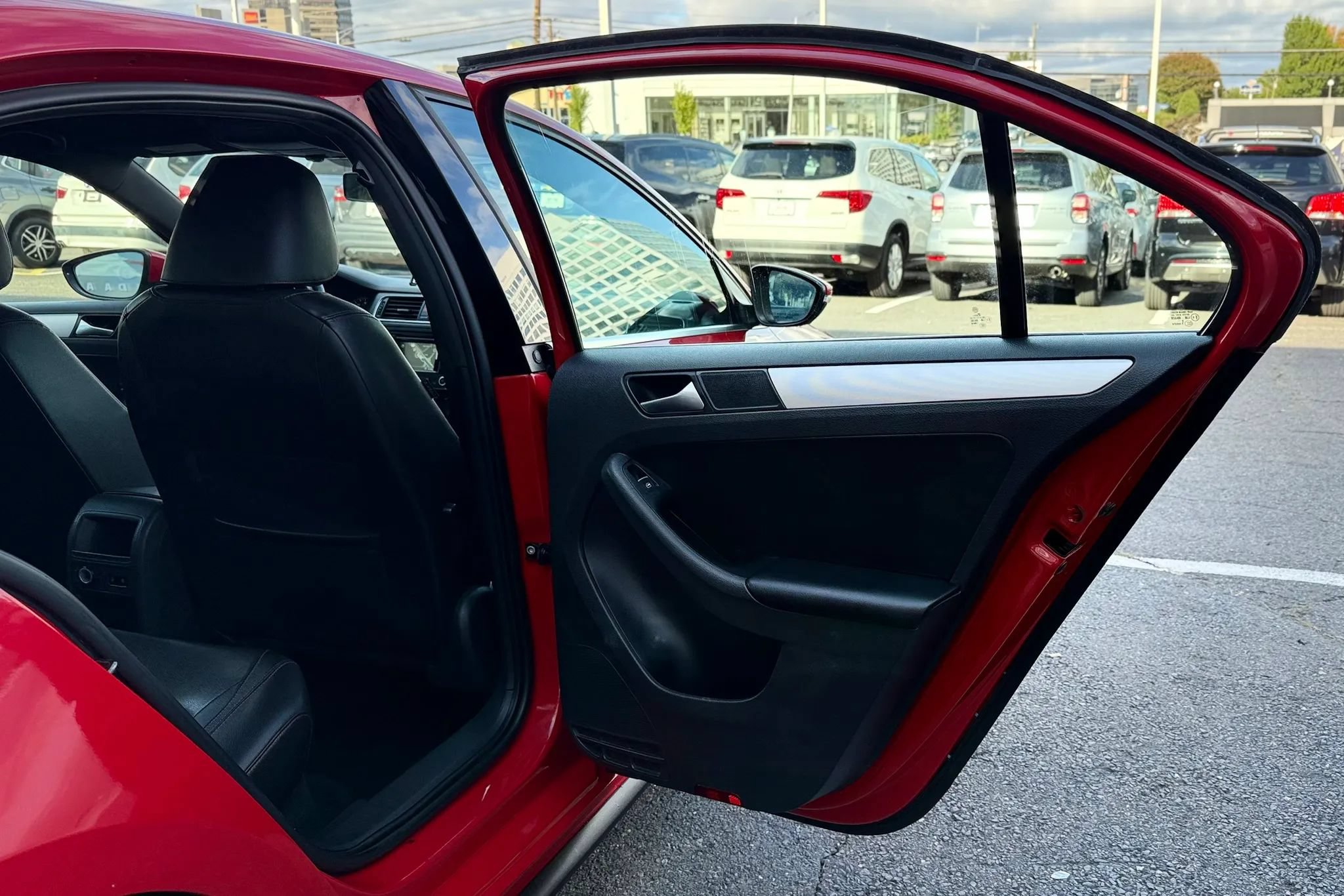 Used 2013 Volkswagen Jetta GLI Autobahn FWD image 31