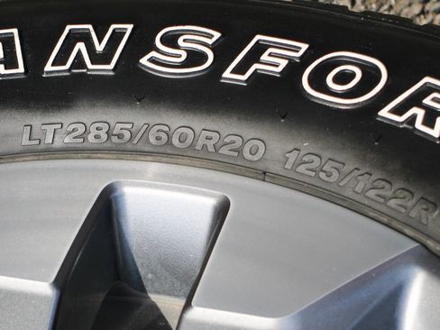 Used 2021 Chevrolet Silverado 3500 LT w/ Convenience Package image 38