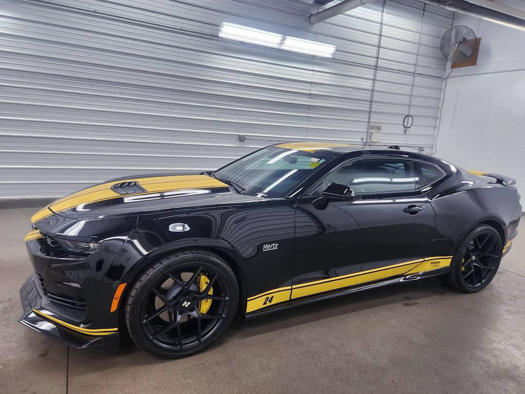 Used 2020 Chevrolet Camaro SS RWD image 17