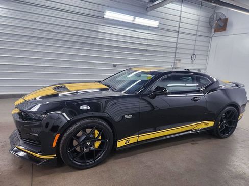 Used 2020 Chevrolet Camaro SS RWD image 17