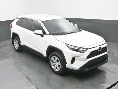 Used 2025 Toyota RAV4 LE image 26