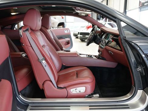 Used 2016 Rolls-Royce Wraith image 57