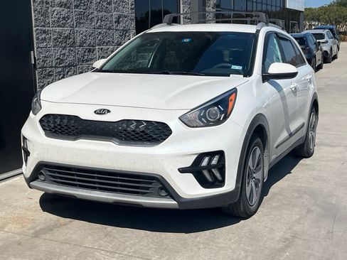 Used 2021 Kia Niro LX FWD image 1