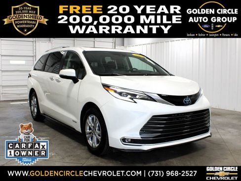 Used 2021 Toyota Sienna Platinum AWD/4WD image 1