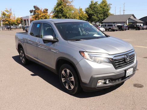 Used 2019 Honda Ridgeline RTL-T image 3