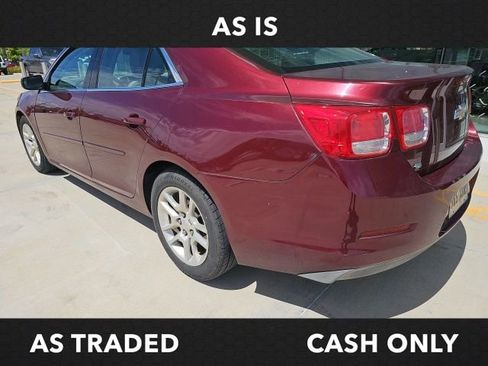 Used 2015 Chevrolet Malibu LT w/ Power Convenience Package image 5