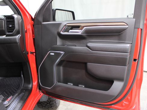 Used 2022 Chevrolet Silverado 1500 RST image 31