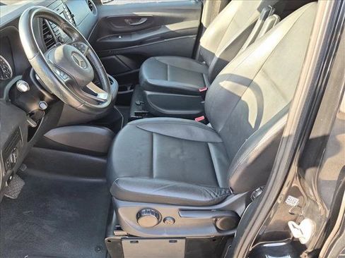 Used 2019 Mercedes-Benz Metris Passenger image 16