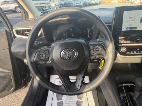 Used 2026 Toyota Corolla LE image 17