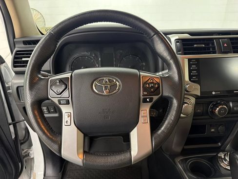 Used 2024 Toyota 4Runner SR5 Premium AWD/4WD image 18
