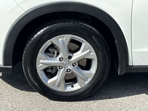 Used 2023 Honda HR-V LX image 11