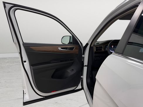 New 2026 Volkswagen Atlas SE AWD/4WD image 17