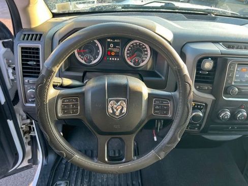 Used 2019 RAM 1500 Express w/ Express Value Package AWD/4WD image 16