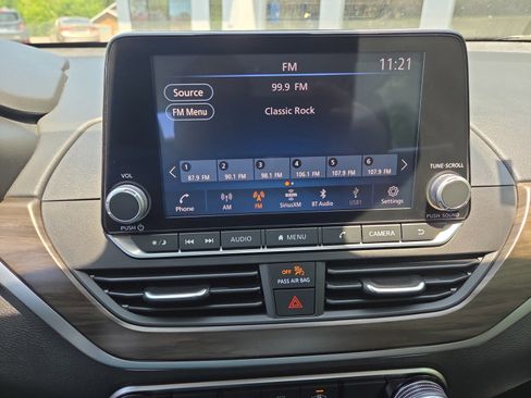 Used 2023 Nissan Altima 2.5 SV image 25