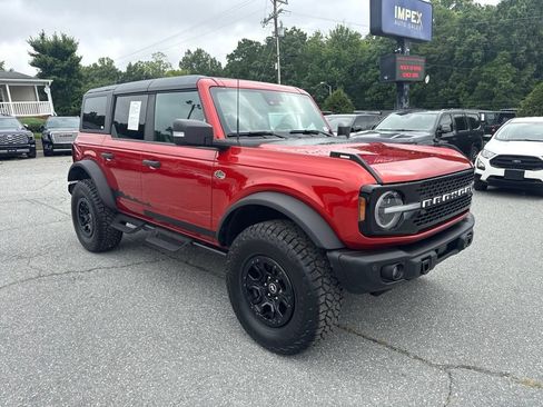 Used 2023 Ford Bronco Wildtrak AWD/4WD image 4