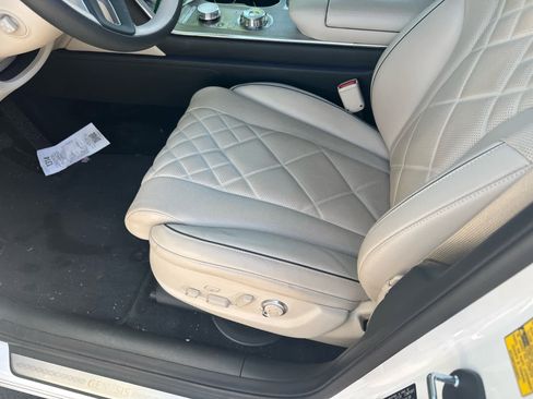 Used 2025 Genesis GV80 3.5T Prestige AWD/4WD image 5
