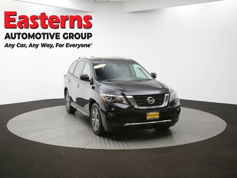Used 2019 Nissan Pathfinder SV image 51