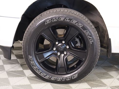 Used 2020 RAM 1500 Big Horn image 17