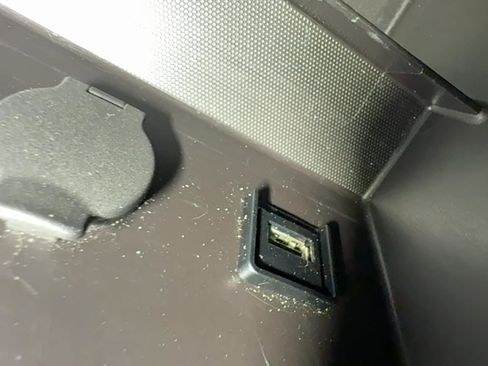 Used 2016 Nissan Pathfinder SV w/ Trailer Tow Package image 43