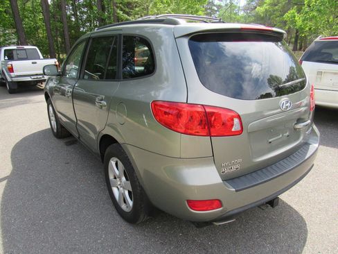 Used 2009 Hyundai Santa Fe Limited FWD image 5