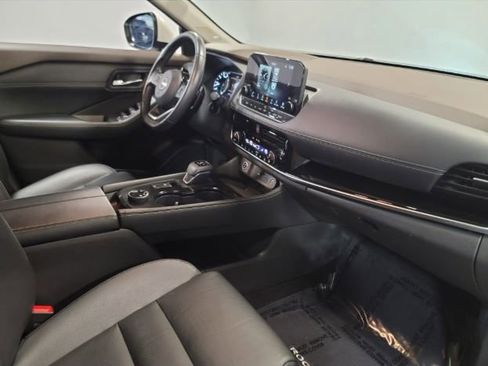 Certified 2023 Nissan Rogue SL w/ SL Premium Package AWD/4WD image 24