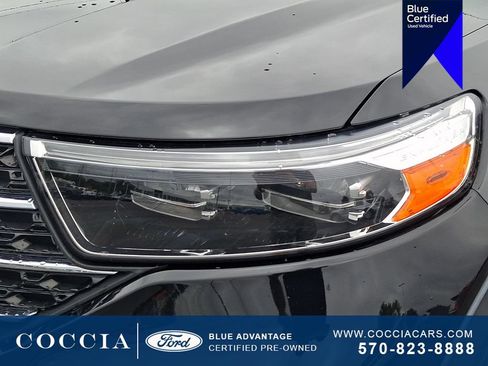 Certified 2023 Ford Explorer XLT w/ Equipment Group 202A AWD/4WD image 9