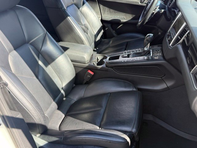Used 2015 Porsche Macan S AWD/4WD image 19