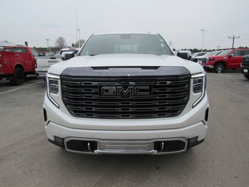 Used 2024 GMC Sierra 1500 Denali Ultimate AWD/4WD image 5