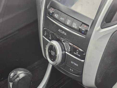 Used 2018 Acura TLX w/ Technology Package FWD image 13