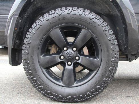 Used 2015 RAM 1500 Outdoorsman w/ Pittsburgh Penguins Edition AWD/4WD image 15