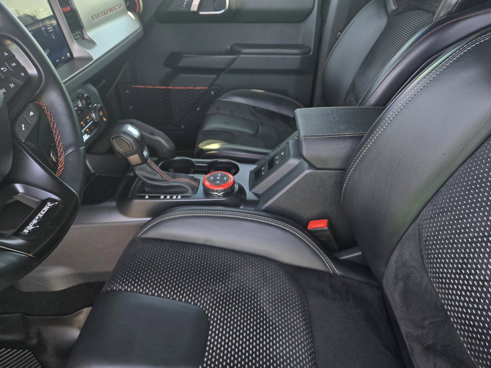 Used 2024 Ford Bronco Raptor AWD/4WD image 12