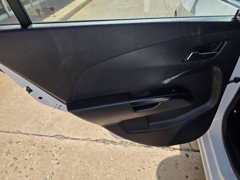 Used 2019 Chevrolet Sonic LT FWD image 23