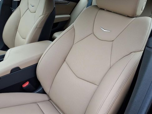 New 2026 Cadillac CT5 V image 14