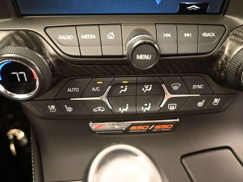 Used 2016 Chevrolet Corvette Z06 w/ 3LZ Preferred Equipment Group RWD image 32