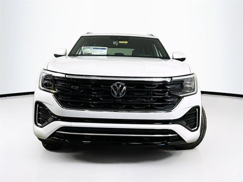 New 2025 Volkswagen Atlas Cross Sport SEL Premium R-Line image 5