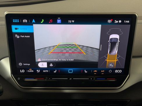 Used 2025 Volkswagen ID.4 Pro image 26