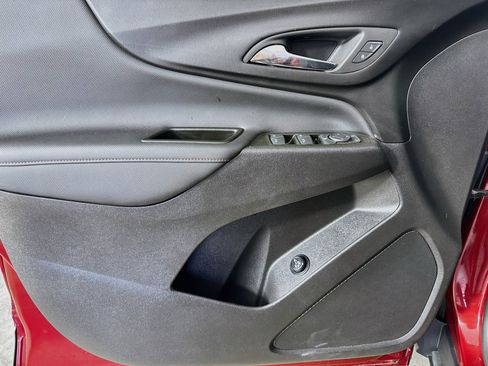 Used 2024 Chevrolet Equinox RS w/ LPO, Cargo Package FWD image 19