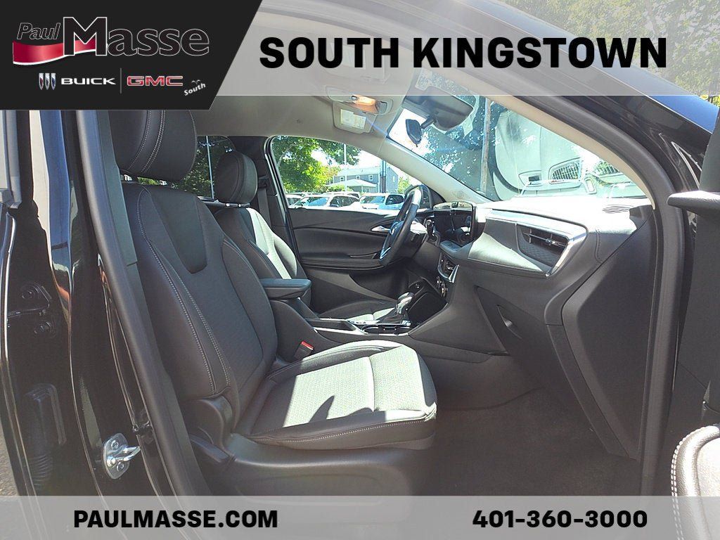 Certified 2025 Buick Encore GX Preferred w/ Comfort Package AWD/4WD image 28