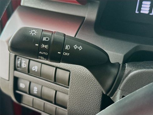 Used 2025 Toyota Tacoma SR5 RWD image 6