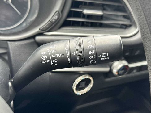 Used 2020 MAZDA CX-30 FWD image 24