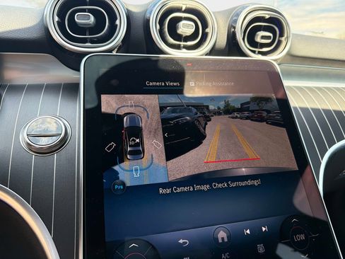 Used 2026 Mercedes-Benz C 300 Sedan image 23