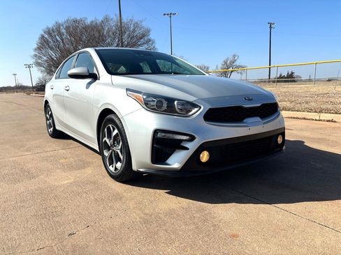 Used 2021 Kia Forte LXS image 31
