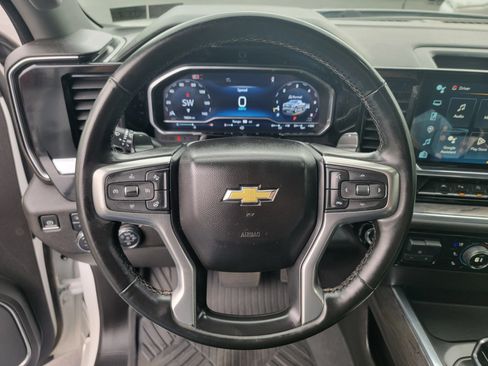 Used 2024 Chevrolet Silverado 1500 LTZ AWD/4WD image 23