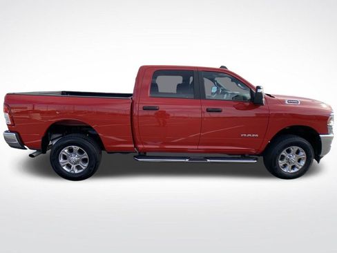 Used 2024 RAM 2500 Big Horn w/ Bed Utility Group AWD/4WD image 8