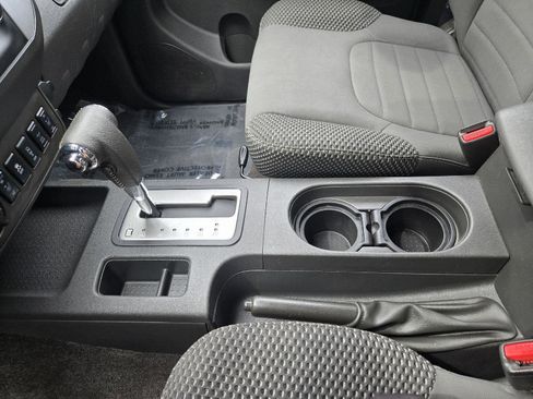 Used 2015 Nissan Frontier PRO-4X AWD/4WD image 21