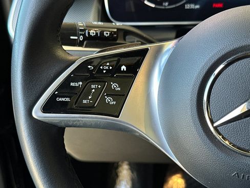 Certified 2024 Mercedes-Benz GLC 300 4MATIC image 34