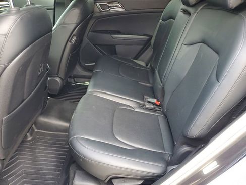 Used 2023 Kia Sportage EX FWD image 21