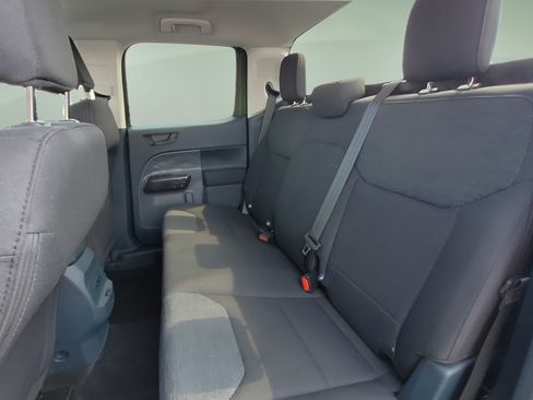 Used 2025 Ford Maverick XL w/ Equipment Group 102A AWD/4WD image 17