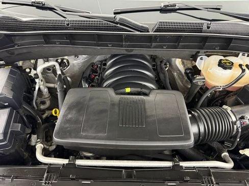 Used 2024 GMC Sierra 1500 SLE w/ X31 Off-Road Package image 33